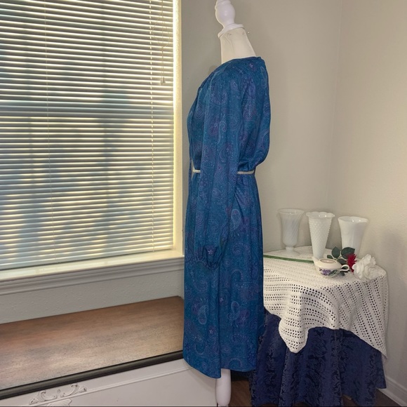 Vintage 70s Three R's Blue Polyester Paisley Dress - Picture 6 of 14